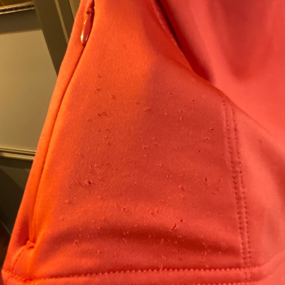 Women’s AVIA workout top - Picture 3 of 3